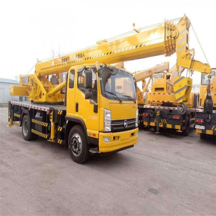 响水附近12吨吊车出租电话